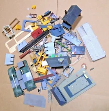 HUGE LOT MOSTLY HO BUILDING KIT PARTS FOR SCRATCH BUILDING OR KITBASHING - LOT E