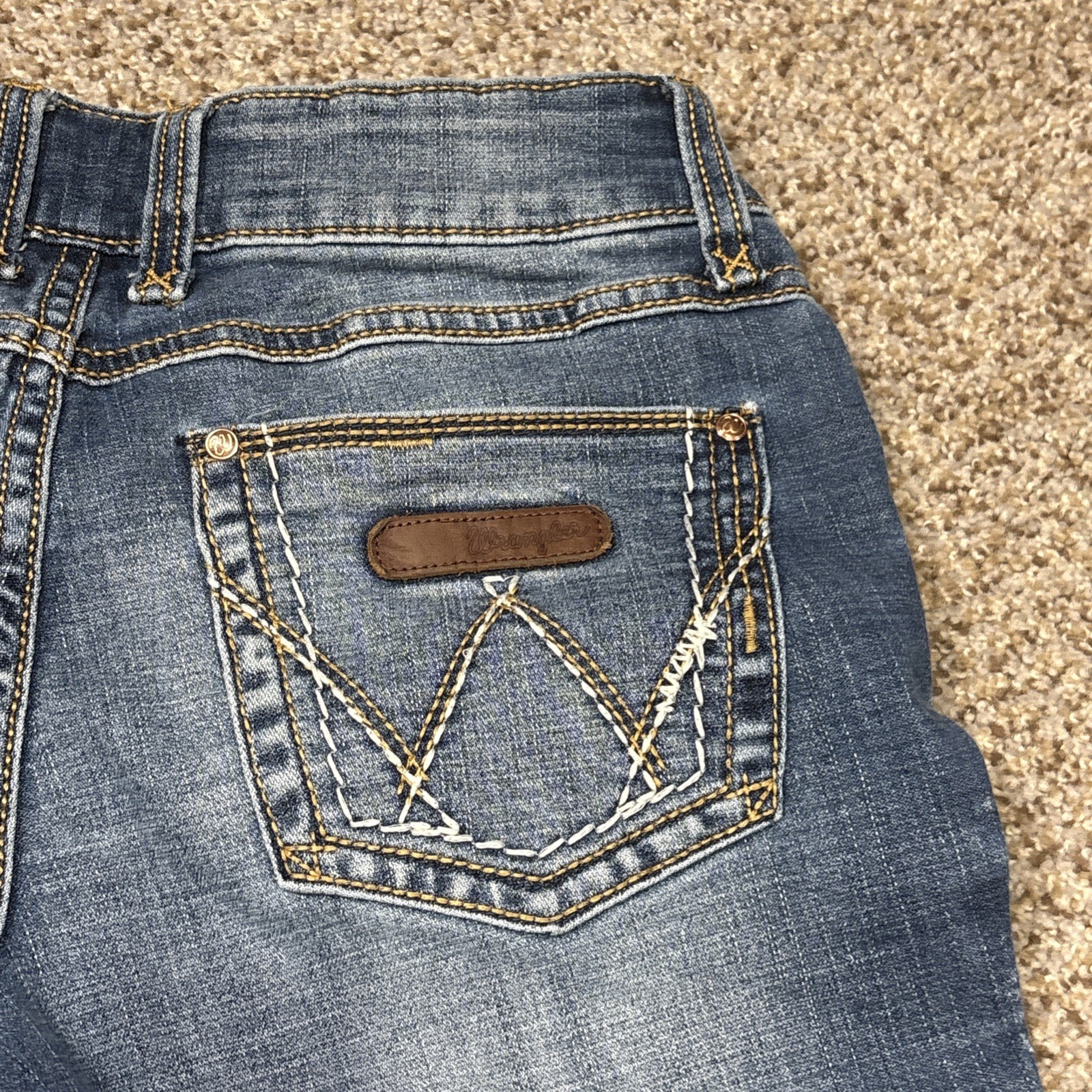 Women's Wranglers Boot Cut Size 5x34 Denim Jeans Fits 28 X 32 - View 16