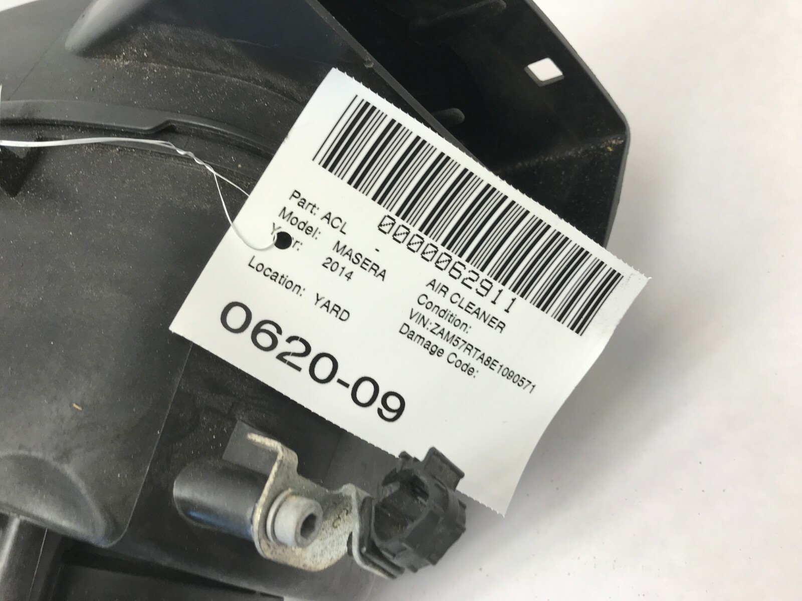 14-20 MASERATI GHIBLI AIR INTAKE MASS AIRFLOW SENSOR BOX RIGHT PASS SIDE OEM OE 