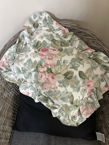 STUNNING VINTAGE LAURA ASHLEY COTTAGE ROSE BEDDING SET - Picture 17 of 21
