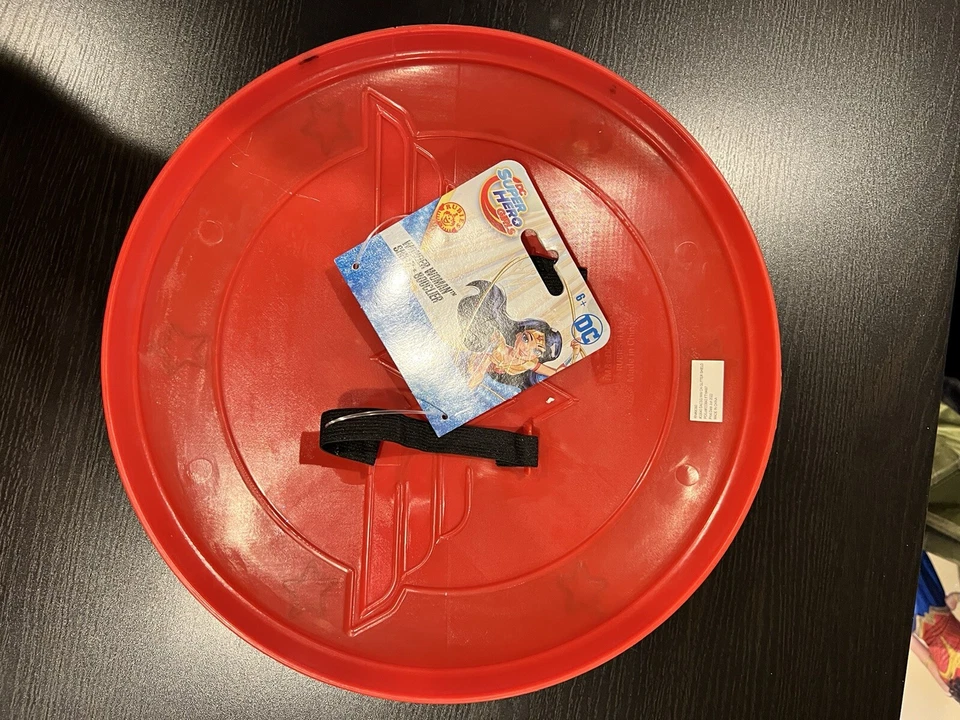 NUEVO Rubie's DC Super Hero Niñas Mujer Maravilla Escudo Halloween Disfraz Accesorio Foto 2 de 2