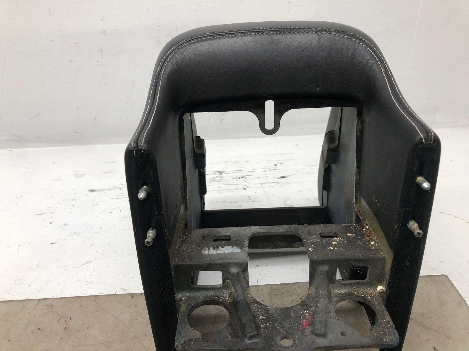 2006-2012 BENTLEY CONTINENTAL REAR CONSOLE END CAP CARRIER 3W5864344A *INDENTS*