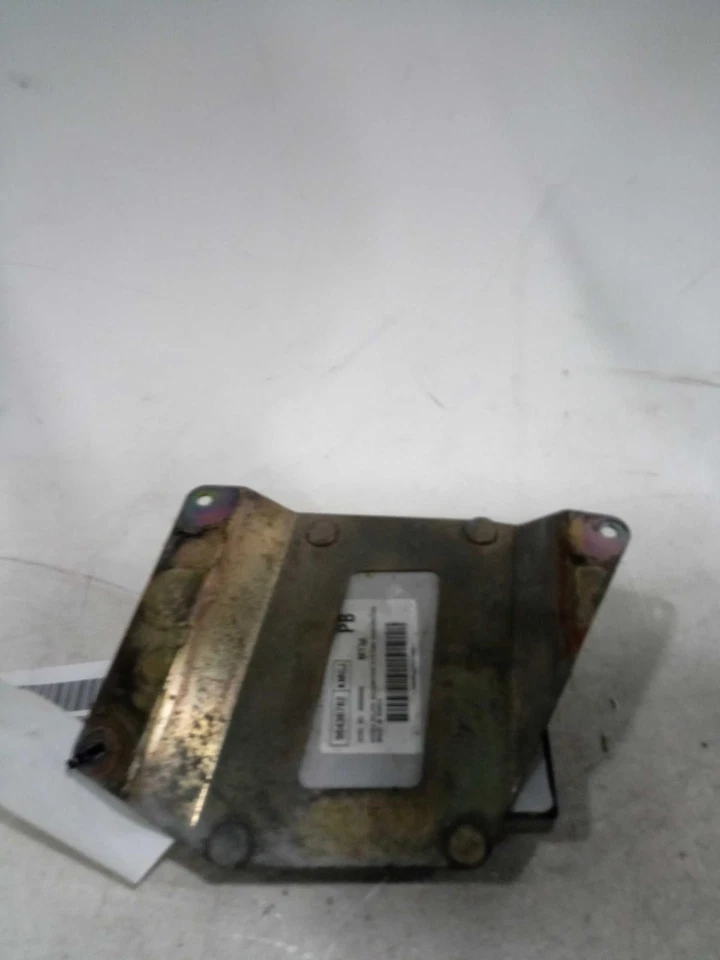 Used Engine Control Module (ECM) fits: 2006 Suzuki Reno Electronic Control Modul Foto 2 de 4