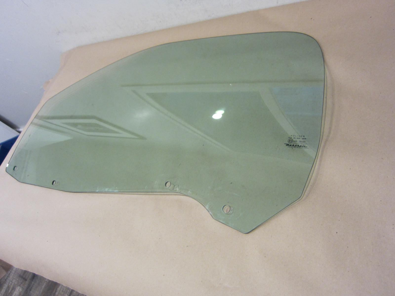 Maserati 3200,4200 - LH Side Door Glass - Part# 387700305