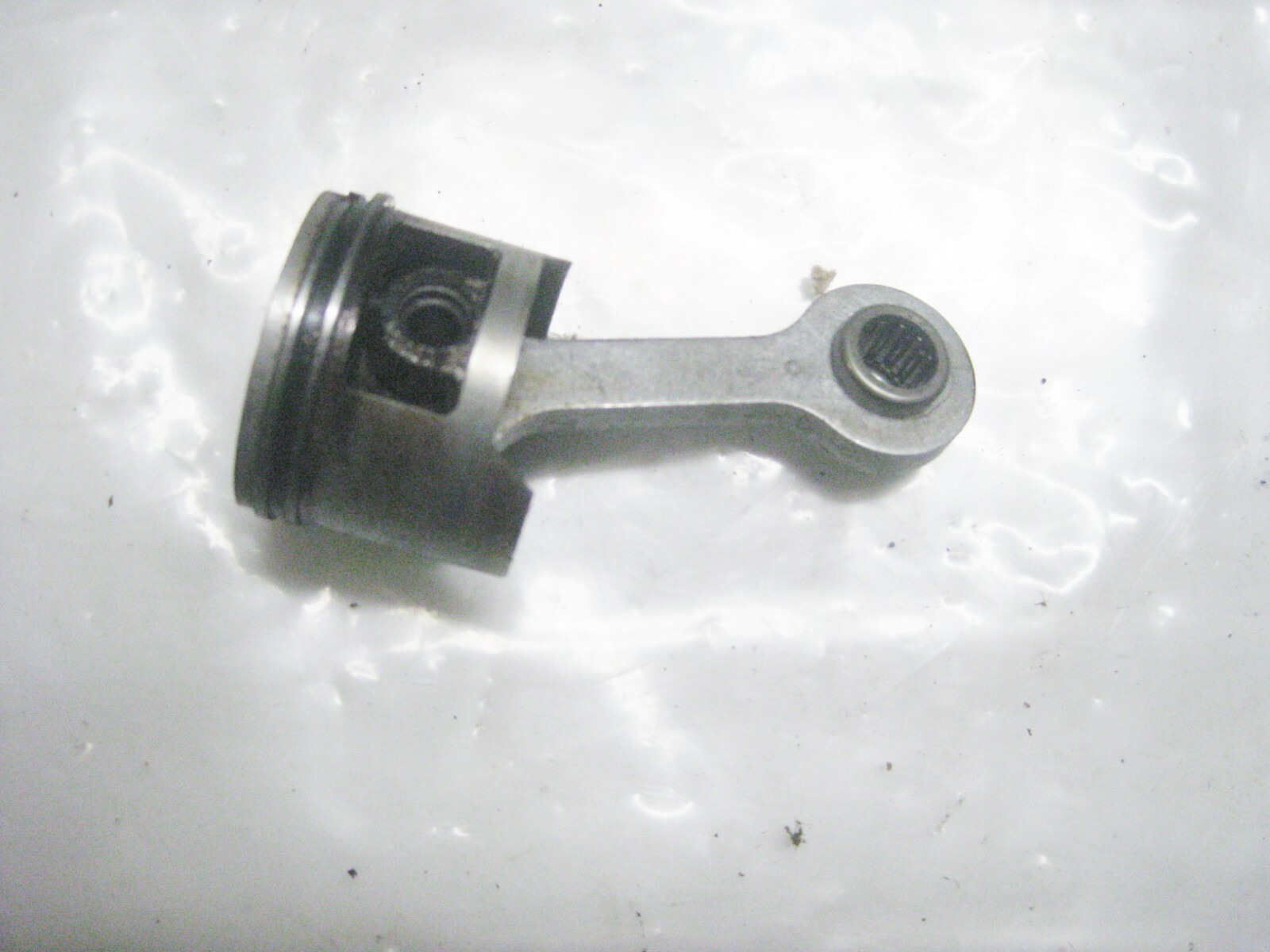 John Deere Trimmer S1400 Homelite UT20810 Piston Rod Part 984868001, UP06937A eBay