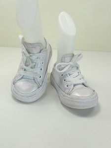 all white converse size 5