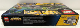 Lego DC Comics 76025 Green Lantern vs. Sinestro - sealed damaged box