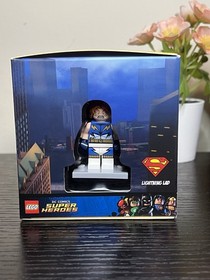 LEGO / TARGET 5004077 Minifigure Cube  Ninjago KAI stone armor, DC Lightning Lad