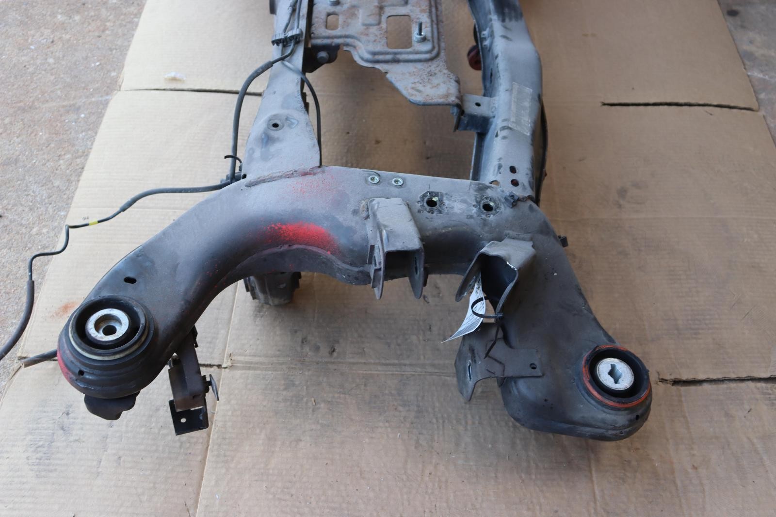 2014-2020 MASERATI QUATTROPORTE S Q4 REAR SUSPENSION SUBFRAME CROSSMEMBER OEM