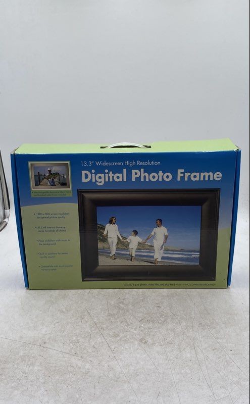 ADS ADS1303PF 13.3" Widescreen High Resolution 512MB Memory Digital Photo Frame