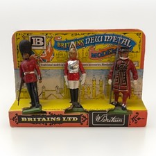 VTG Britains Ltd British Guards Toy Soldiers 3 Figure Set Boxed Display