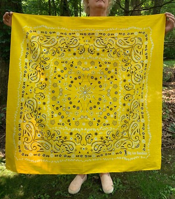 BIG ASS BANDANA Extra Large Texas Size Paisley Bandana 42x42 in