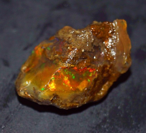 22.55 Ct Natural AAA+ Ethiopian Oil Fire Opal Rough GIE Certified Loose Gemstone - Picture 7 of 8
