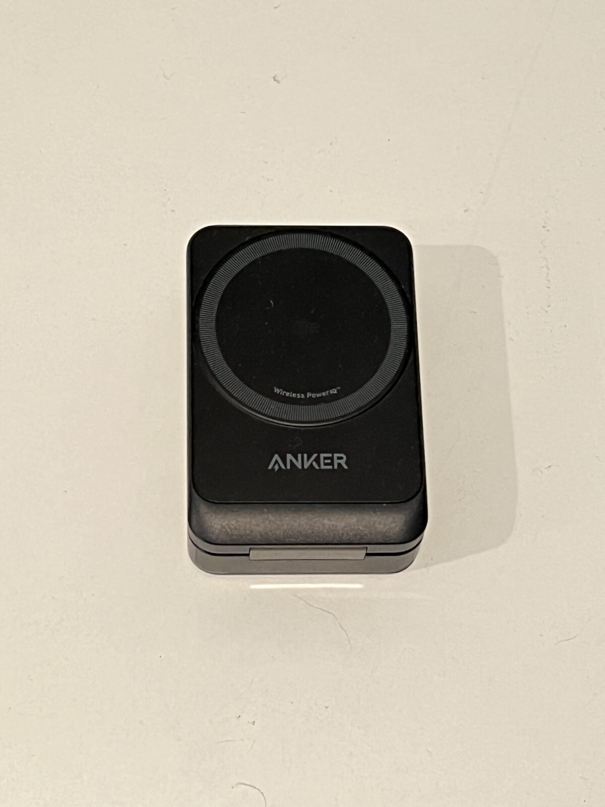 Anker MagGo 15W Pocket-Sized 3-in-1 Magsafe Charger USED