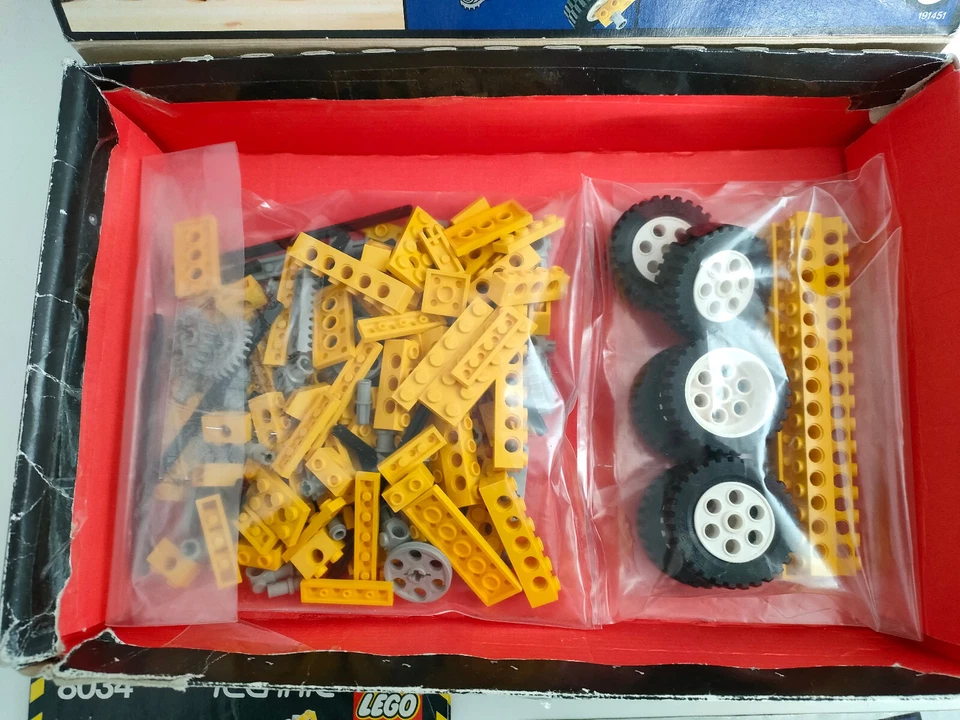 LEGO Technic 8034 Universal Building Set, photo 3 sur 3