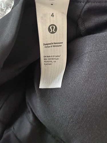 Lululemon Envital Bra Medium Support, D/DD Cup Size UK 8 BNWT Black - Picture 9 of 9