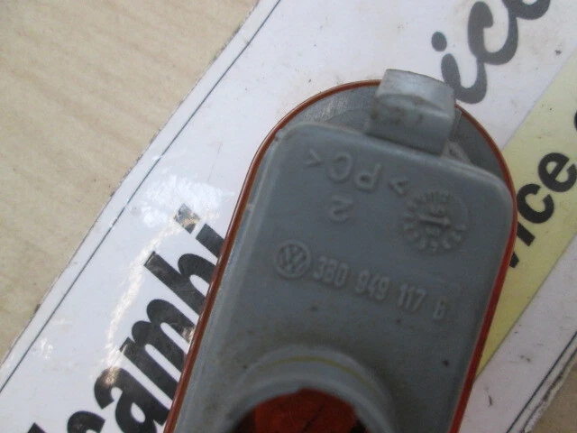 VOLKSWAGEN GOLF 4 1.6 BENZ HIGHLINE 5M 55KW (1999) RICAMBIO FRECCIA INDICATORE D - Изображение 2 из 2