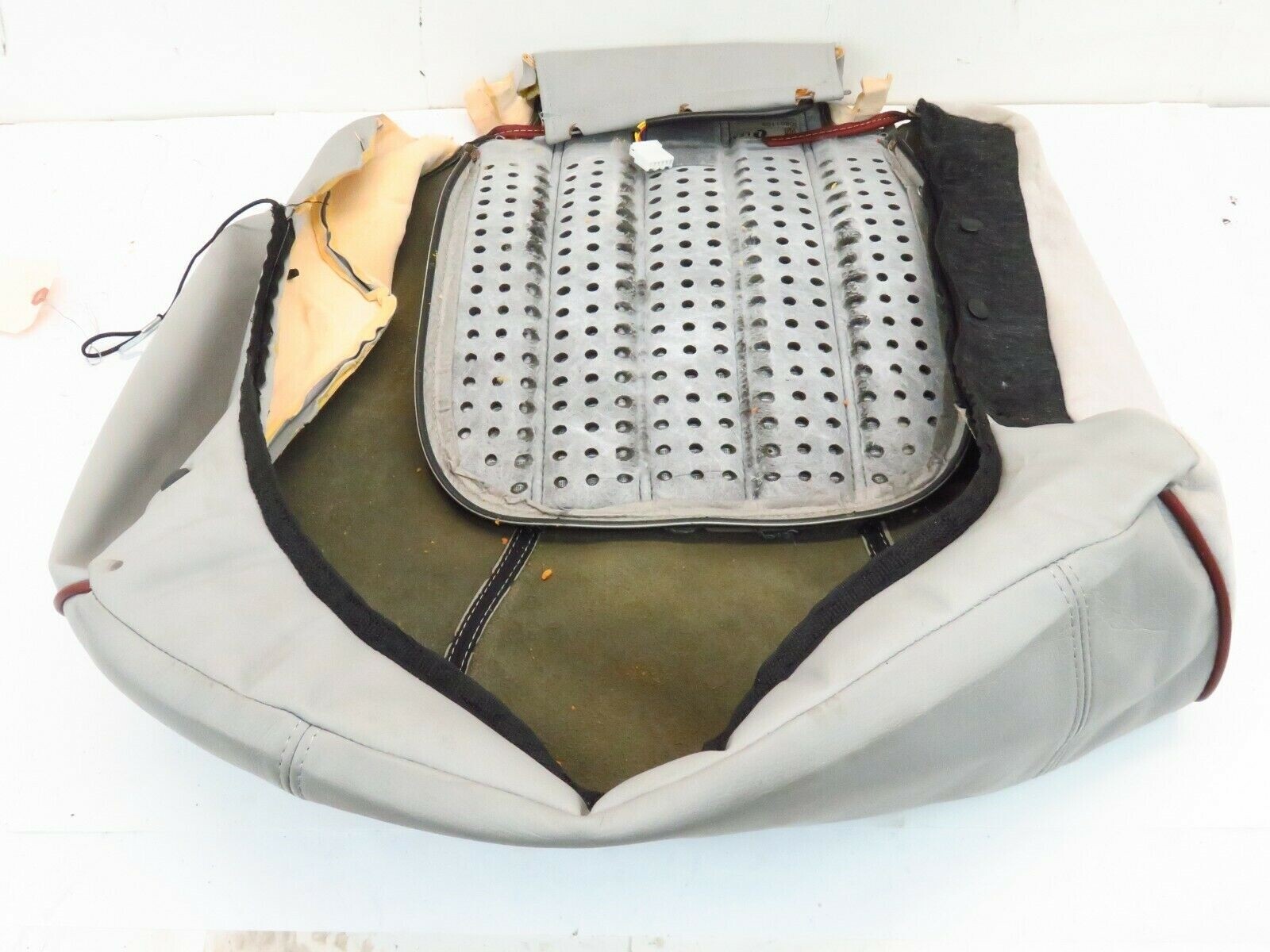 2006 Maserati Quattroporte Driver Rear Seat Lower Skin Cover Leather Gray OEM