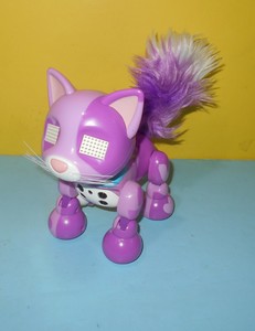 zoomer meowzies viola