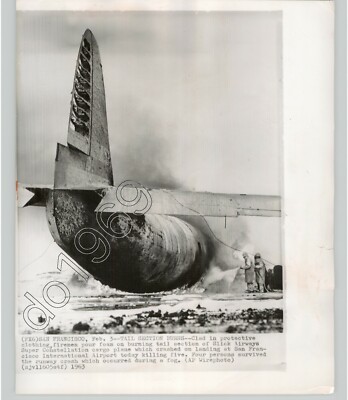 Cargo Plane Tail BURNT Crash Landing @ SAN FRANCISCO Airport 1963 Press Photo