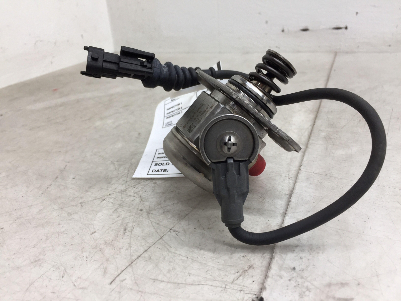 FERRARI GTC4LUSSO 6.3L V12 RIGHT ENGINE HIGH PRESSURE FUEL INJECTION PUMP 290031