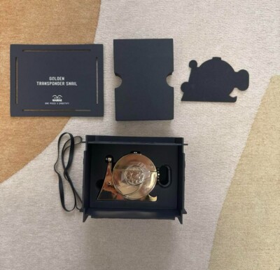 CASETiFY One Piece Golden Transponder Snail Golden DenDen Mushi