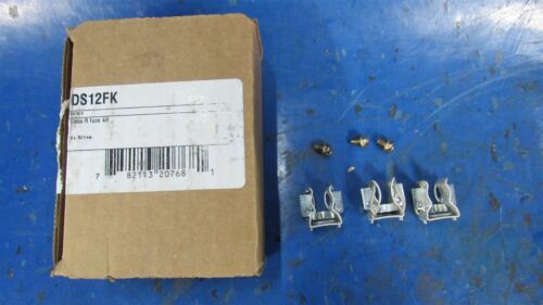 Eaton DS12FK  Type R  Fuse Adapter Kit  30A 240V - Picture 1 of 1