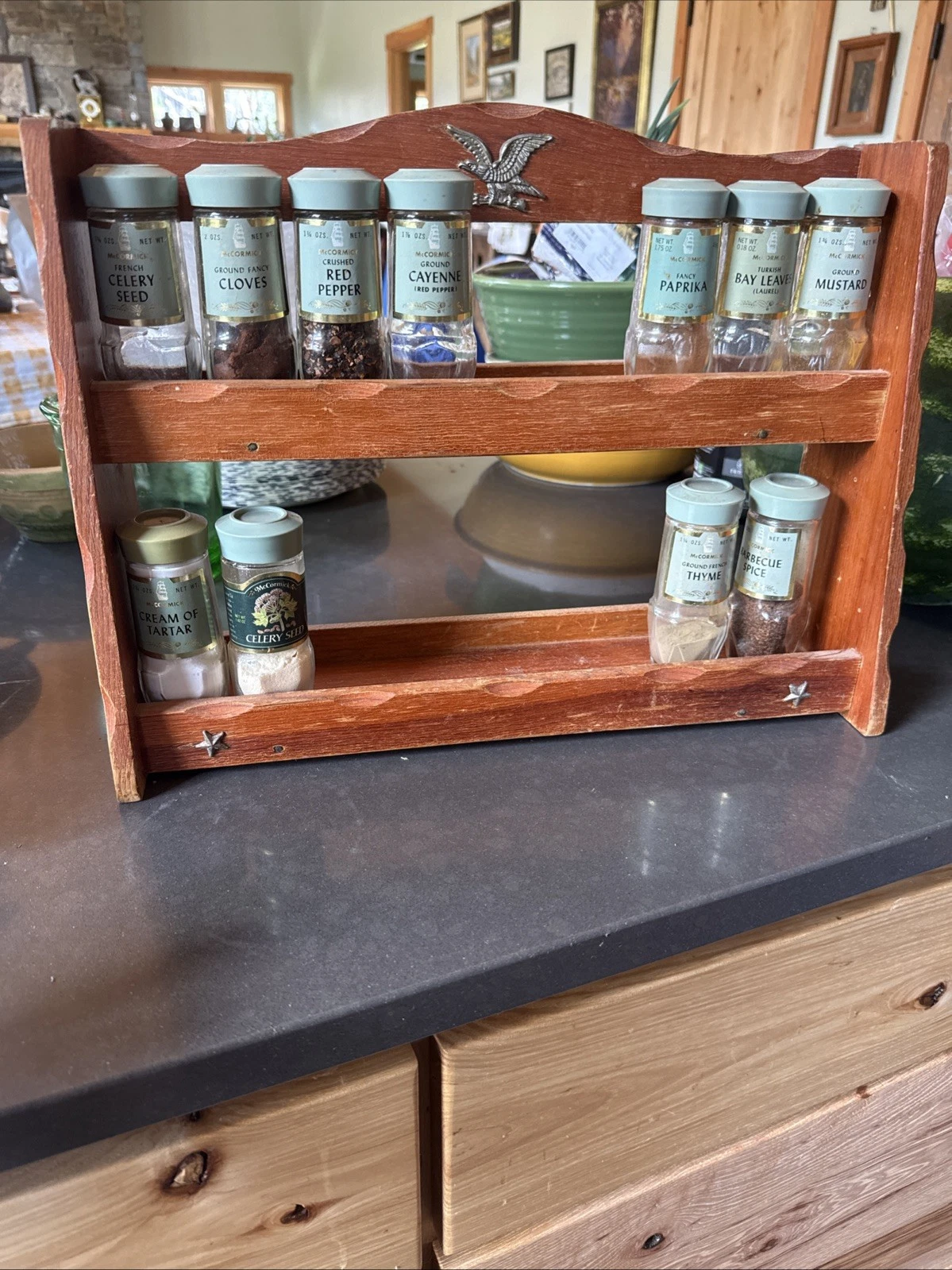 McCormick Eagle 2 Tier Green Kids Spice Rack 11 Green Lid Jars