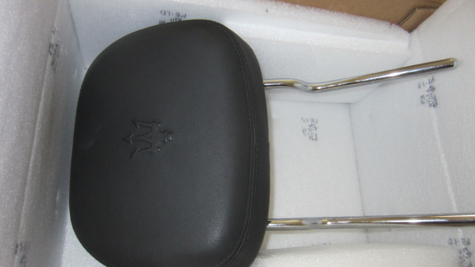 14-19 MASERATI GHIBLI DRIVER FRONT SEAT HEADREST OEM 673003649 BLACK LEATHER 