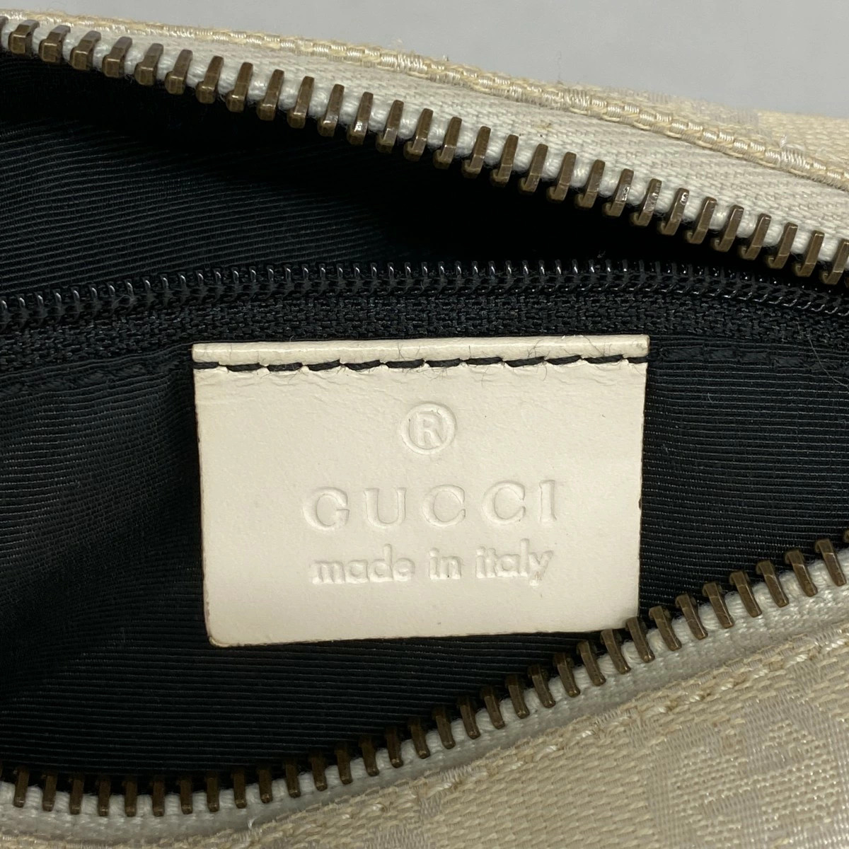 Gucci GG Canvas Shoulder Bag 92707 White Gold Hardware thumbnail 5