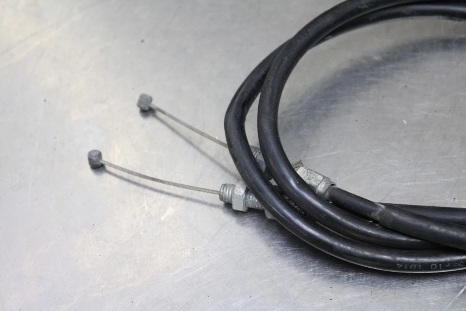 00-03 SUZUKI GSXR750 THROTTLE CABLES LINES 58300-35F20 58300-35F30 Foto 2 de 4