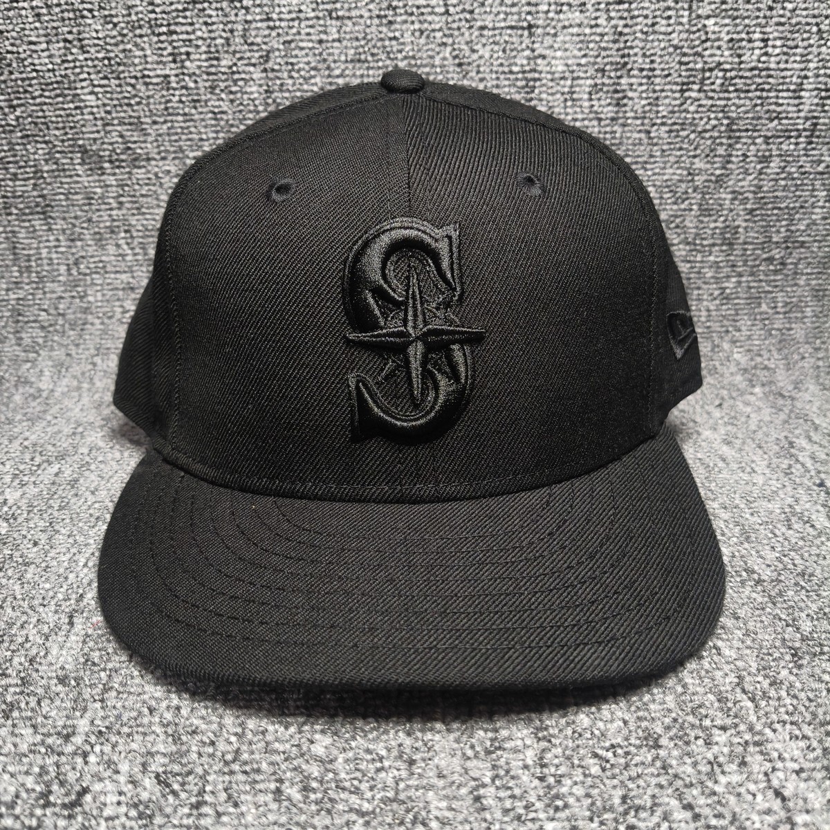 New Era Seattle Mariners Black Tonal Logo Cap Hat