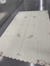 Embroidered Vintage Cutwork Ivory Rectangular Tablecloth Floral Pattern
