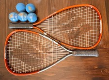 Ektelon 900 Power Level Energy Oversized Racquet Ball 2 Rackets 5 Balls W/ Case