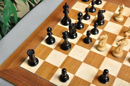 Reproduction of The Circa 1940 Jaques Chess Pieces - 4.0" King - Genuine Ebony - Picture 5 of 11