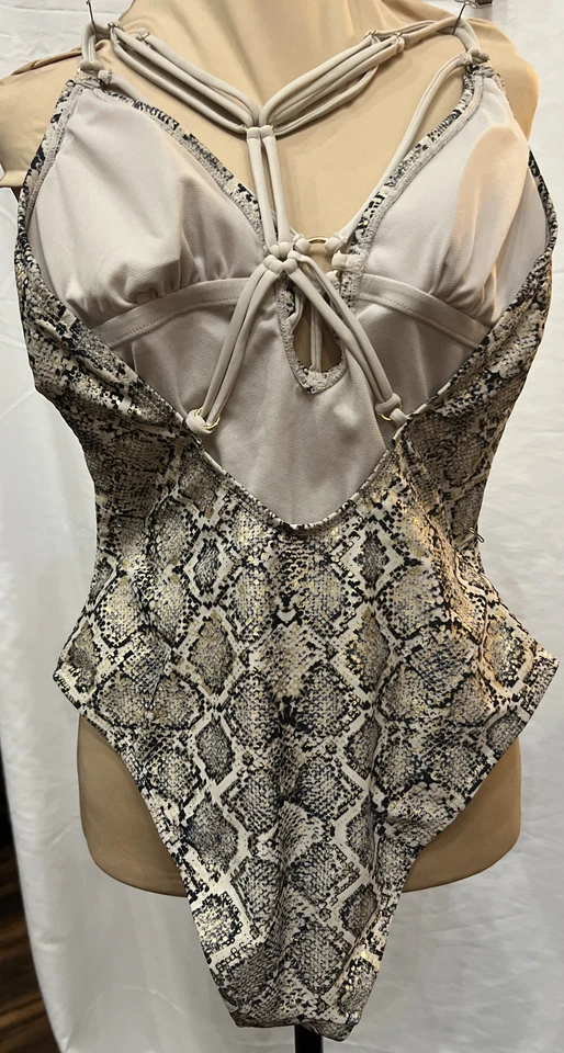 Traje de baño BEBE de una pieza con estampado de piel de serpiente talla pequeña ¡PRÍSTINO! Foto 4 de 4