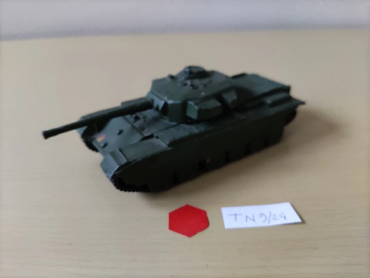LOT DE 12 Véhicules Militaires Anciens En Metal 10 Solido 2