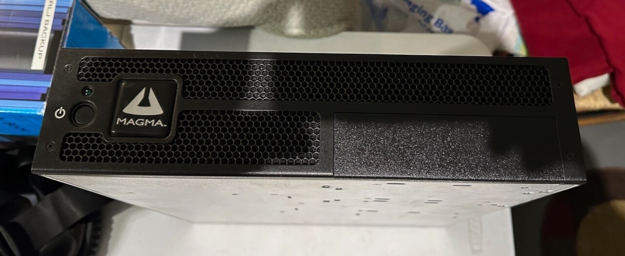 Magma PCIe expansion chassis