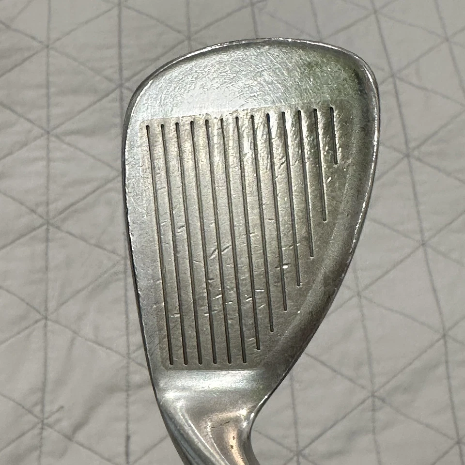 Tommy Armour 845s Titanium 9 Iron Regular Flex Graphite 36.5" RH - Image 2 of 4