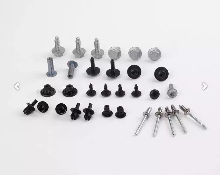 Original VW UP Befestigungssatz Kit für Stoßfänger vorn 