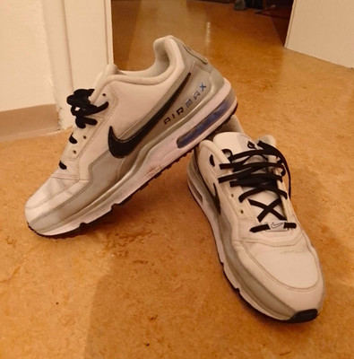 Nike Air Max Herren Low Top Sneaker gepolstert Schnürung Weiß/Schwarz EU 44