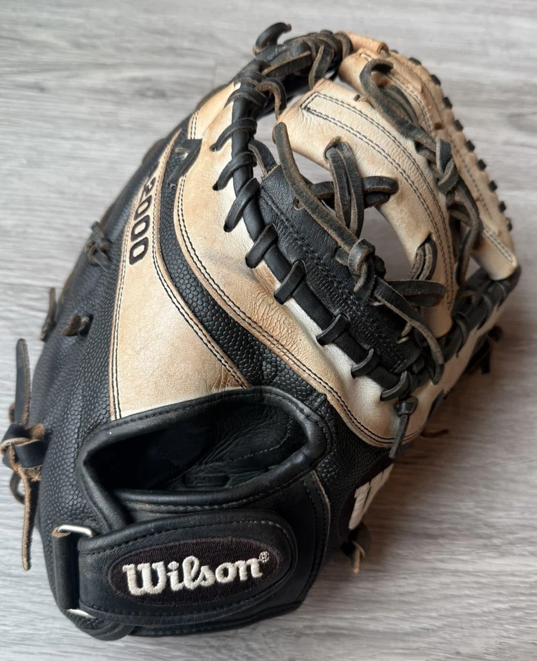 Guante Wilson A2000 FPBM 12" Lanzamiento Rápido Softbol Primera Base Derecha Pro Stock Foto 2 de 4