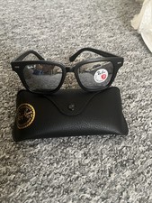 Ray-Ban Sunglasses Black Frame, Gray/Chrome lenses, Never worn Great quality