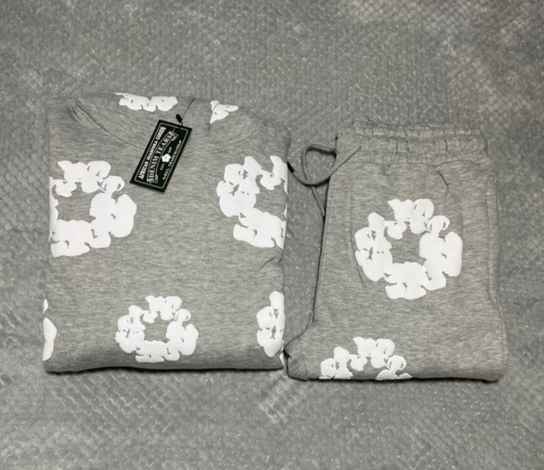 Denim Tears Grey With White Flower Tracksuit Set - XL