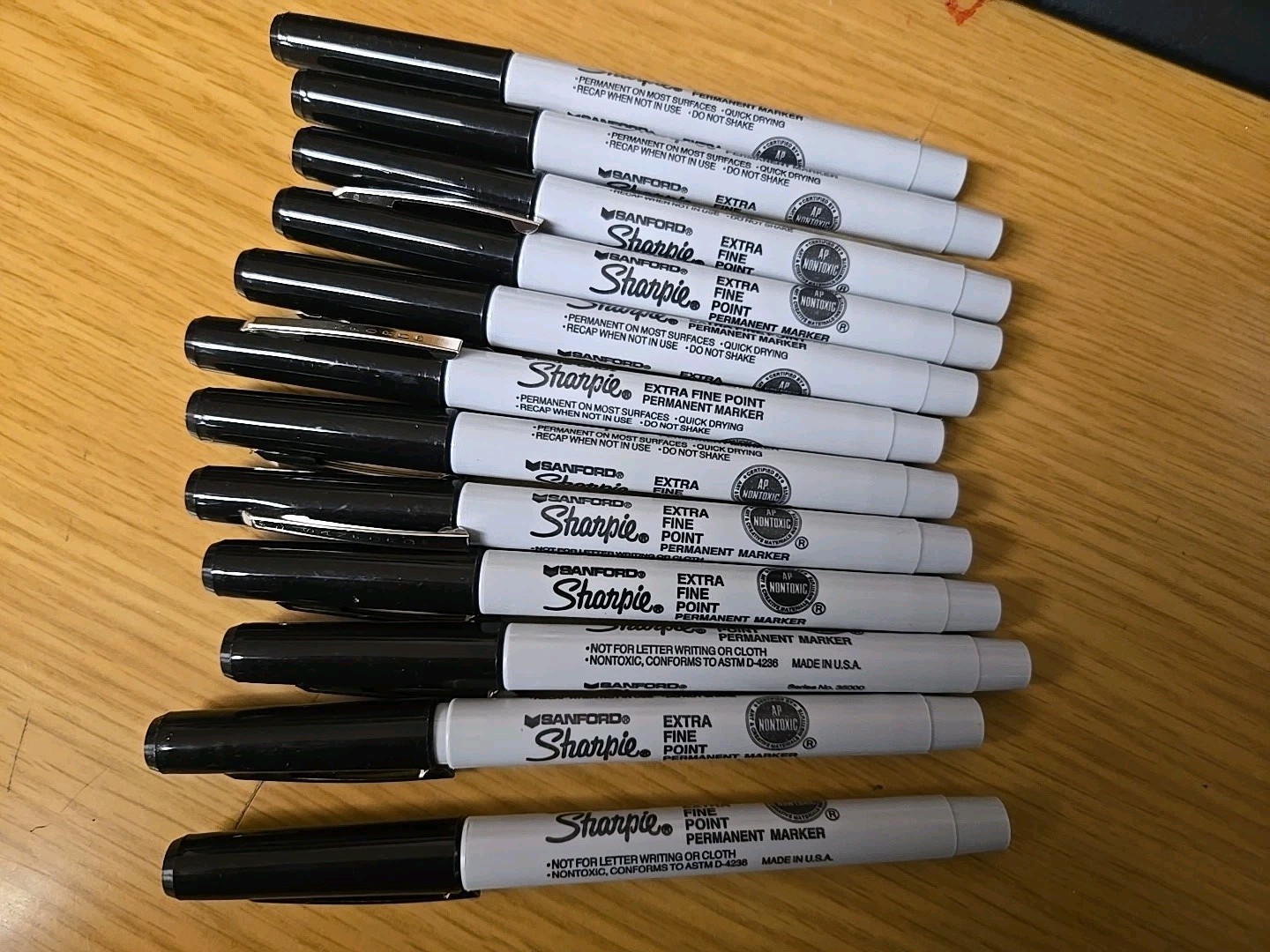 12 Pk Sanford BLACK Sharpie PERMANENT Markers Extra Fine Point 35001
