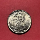 (1) Beautiful Vintage 1944-P Walking Liberty Half Dollar CHOICE BU-BRILLIANT UNC