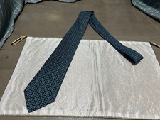 HERMES geometric pattern silk tie