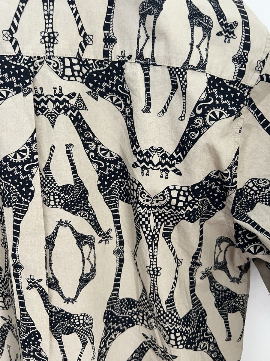 LRG The Creative Clothing Company Beige Safari Giraffe Button Up Shirt Size XL View 4