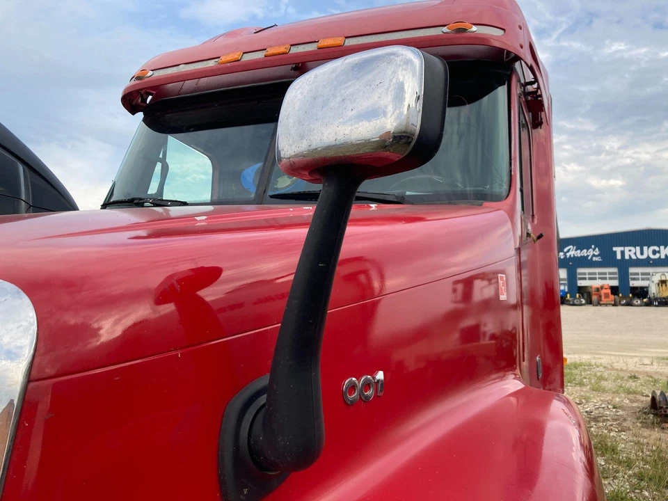 Espejo retrovisor capó izquierdo/conductor Freightliner C120 CENTURY - usado Foto 3 de 4