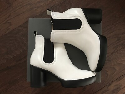 NIB Shape Sculpted Motion 55 Bright White Chelsea  Boots Ecco Size EU39-US 8-8.5